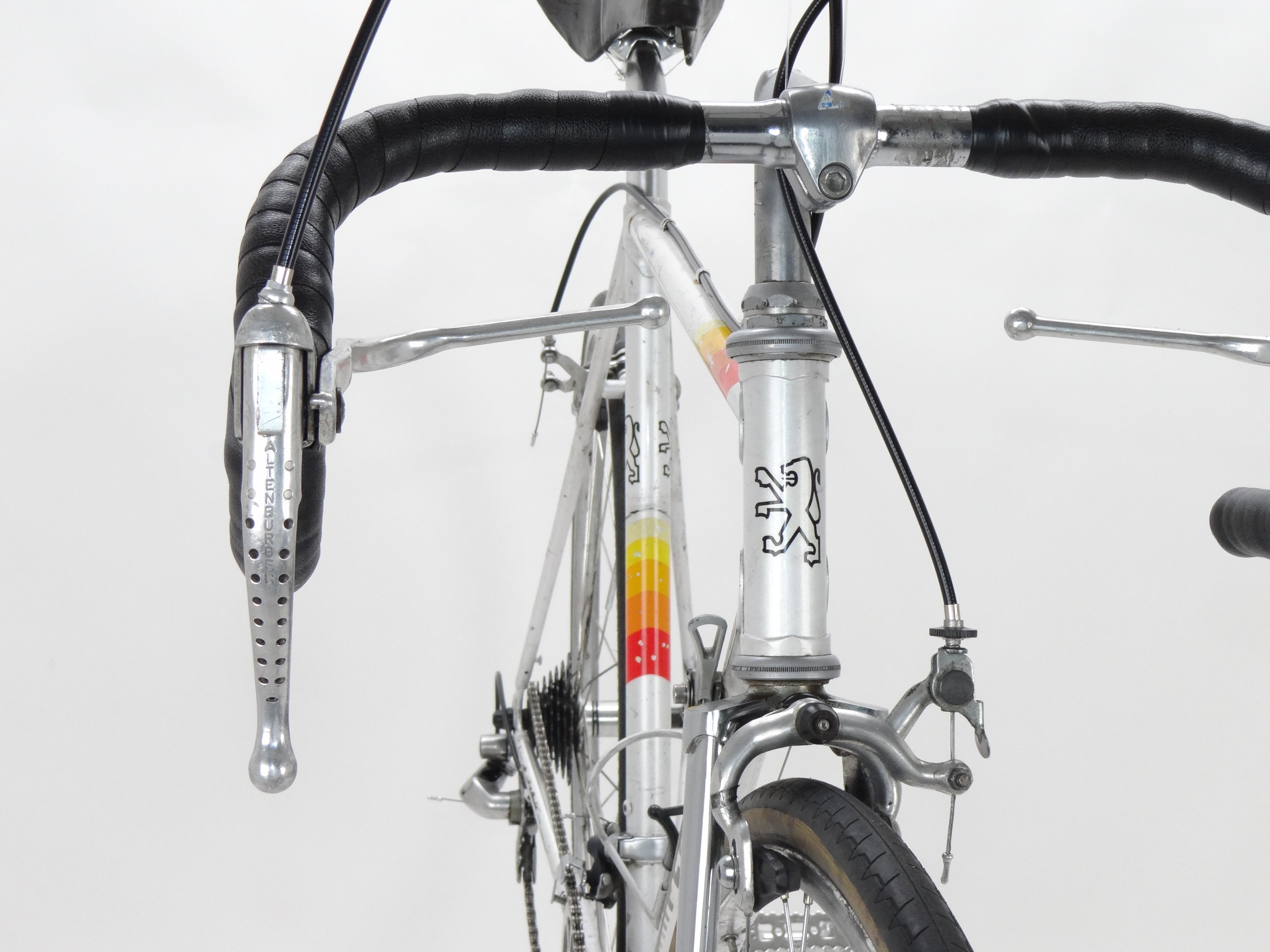 Peugeot shops triathlon 501